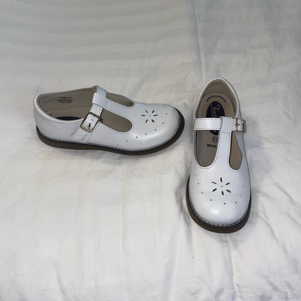 Footmates White Mary Janes size 13